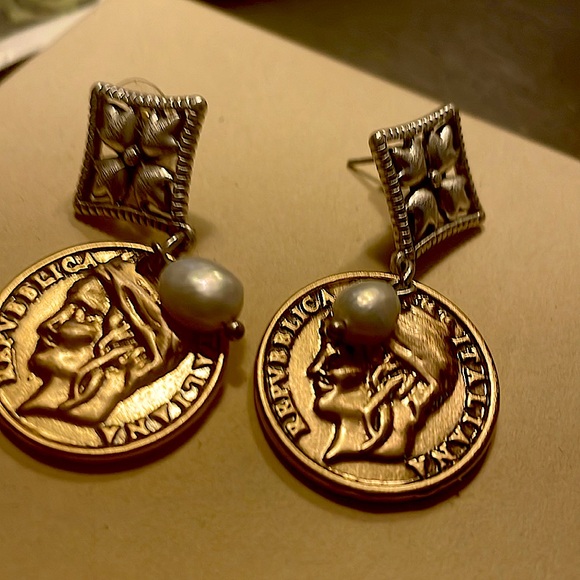 Patricia Nash earrings with freshwater pearls - Picture 1 of 2